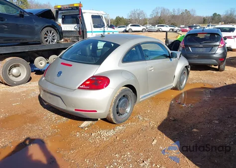 2013 Volkswagen Beetle 2.5L/2.5L Fender Edition из США, поврежденный, VIN 3VWHP7AT9DM685955